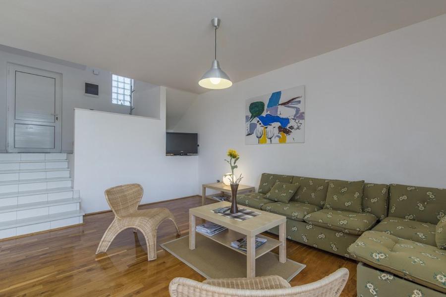 Pietra Villa Dajla Exteriör bild